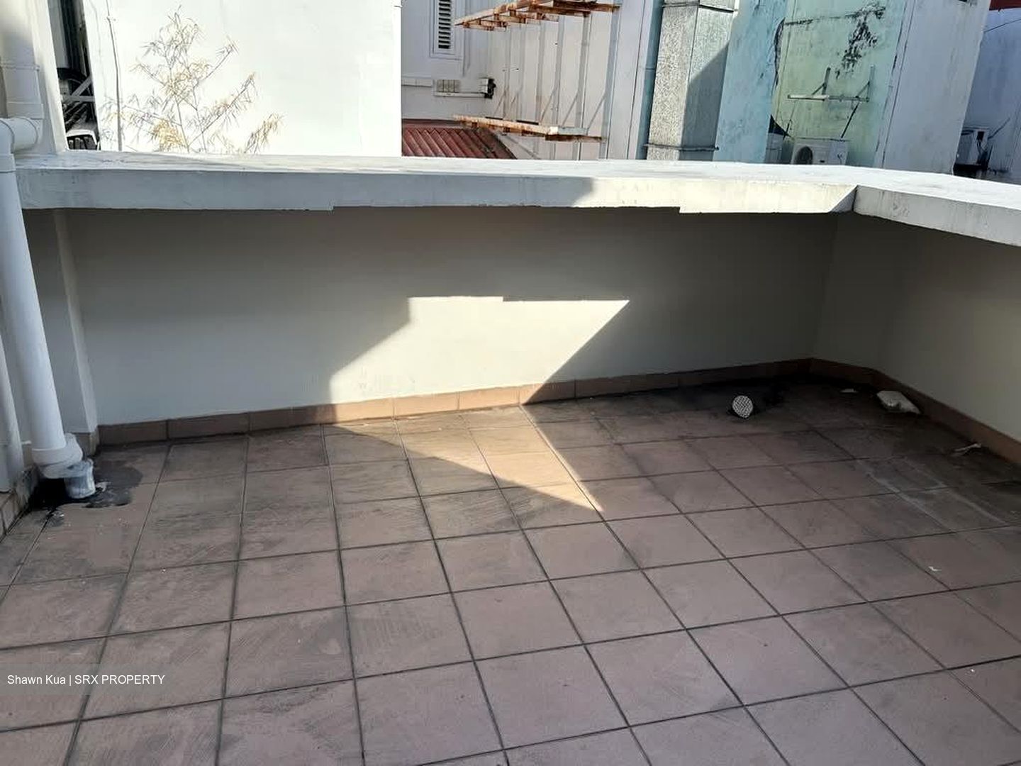 Jalan Pisang (D7), Office #578550461